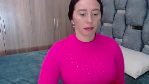 Lia online show from 12/27/24, 04:21