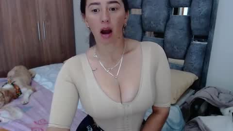 Lia online show from 01/08/25, 02:35