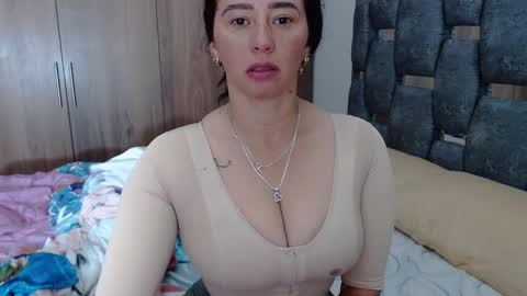 Lia online show from 01/21/25, 02:48