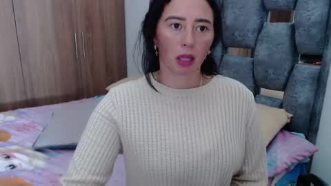 Lia online show from 01/27/25, 07:35