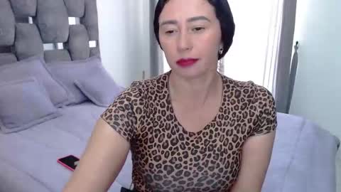 Lia online show from 09/08/25, 03:44