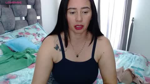 Lia online show from 09/29/25, 08:24