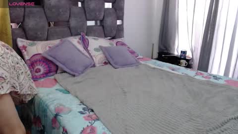 Lia online show from 11/02/25, 03:58