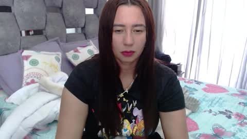 Lia online show from 11/28/25, 05:26