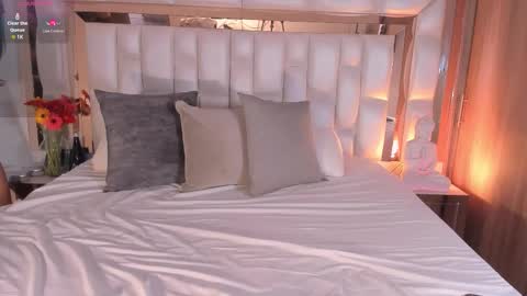 Sarah online show from 10/21/25, 04:30