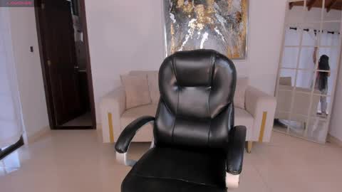 Sarah Rhodes online show from 04/09/26, 11:48