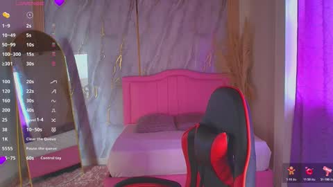 Snapshot of sarahrouse_ chatting on 11/06/25, 07:15 S A R A H online show from 11/06/25, 07:15