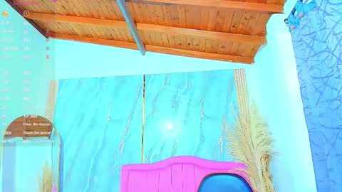 Snapshot of sarahrouse_ chatting on 11/18/25, 12:20 S A R A H online show from 11/18/25, 12:20