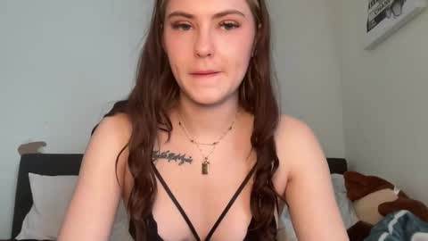 SarahxOliver online show from 02/06/26, 06:00