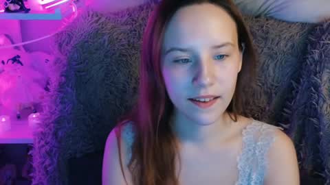 Sara online show from 12/10/24, 01:43