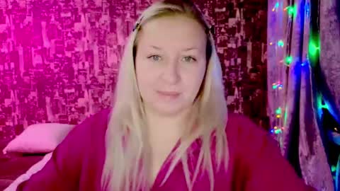 Snapshot of sarakatherin chatting on 12/01/24, 07:47 Sara online show from 12/01/24, 07:47