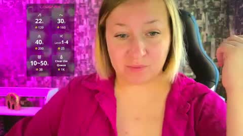 Snapshot of sarakatherin chatting on 06/17/26, 05:21 Sara online show from 06/17/26, 05:21