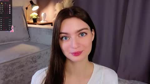 Snapshot of sarakinsly chatting on 12/01/25, 06:07 Rosie online show from 12/01/25, 06:07