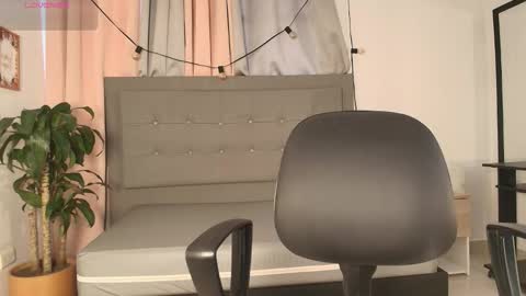 SARA online show from 11/06/25, 12:17