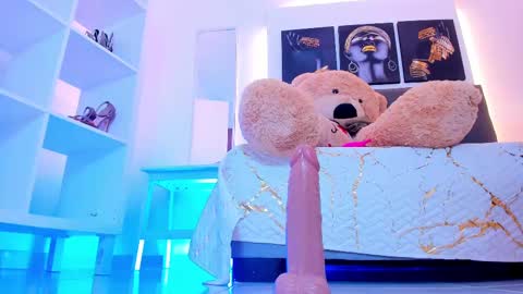 saralife69 online show from 02/17/25, 03:09