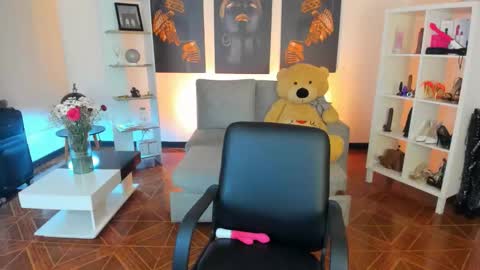 Snapshot of saralife69 chatting on 02/06/26, 10:29 saralife69 online show from 02/06/26, 10:29