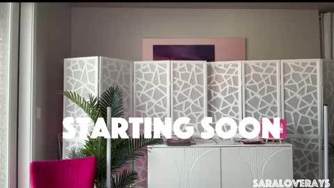 Snapshot of saraloverays chatting on 02/10/25, 10:30 Back from Vacay Follow for more here online show from 02/10/25, 10:30