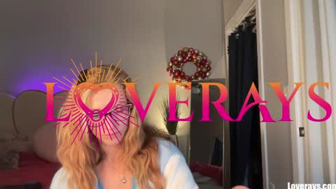 Snapshot of saraloverays chatting on 11/24/25, 04:34 Back from Vacay Follow for more here online show from 11/24/25, 04:34