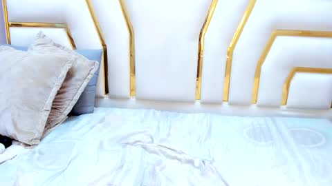   online show from 09/17/25, 05:14