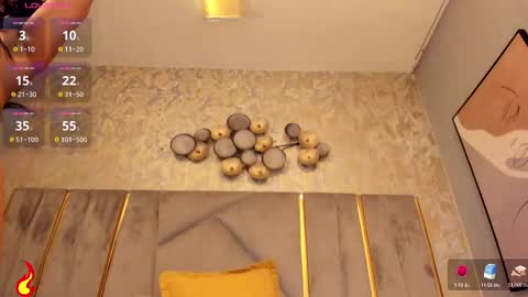   online show from 10/14/25, 04:52