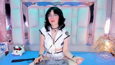 Snapshot of saramartini2 chatting on 09/20/25, 06:03 sara online show from 09/20/25, 06:03