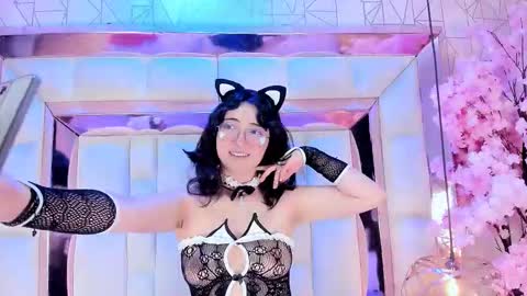 Snapshot of saramartini2 chatting on 11/09/25, 06:33 sara online show from 11/09/25, 06:33