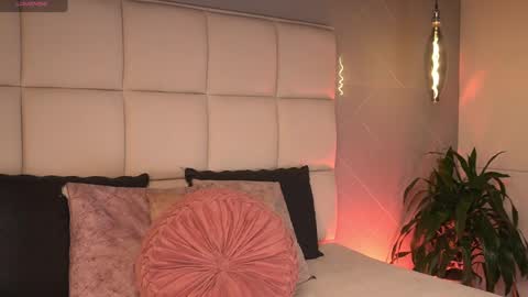 Sara online show from 03/30/26, 11:11