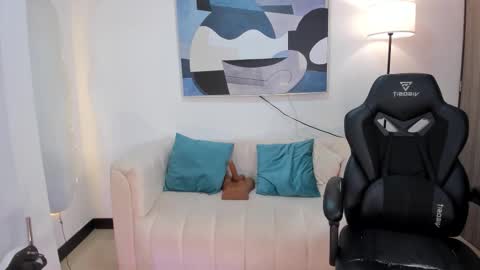 I am Sara  online show from 02/12/26, 08:59