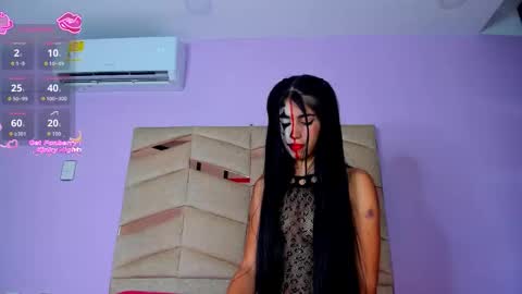 Snapshot of sararoy_ chatting on 10/30/25, 07:58 Sara online show from 10/30/25, 07:58