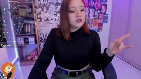 Snapshot of sararuales5 chatting on 12/05/24, 02:11 Sara Ruales online show from 12/05/24, 02:11