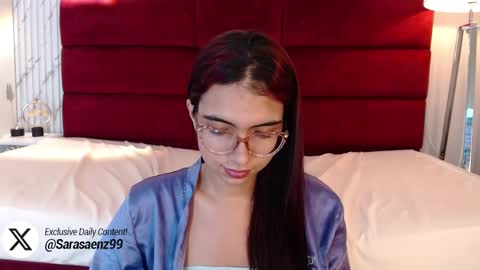 Snapshot of sarasaenz_99 chatting on 03/03/25, 10:42 Sara online show from 03/03/25, 10:42