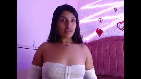 sarastonesx online show from 03/03/25, 10:49