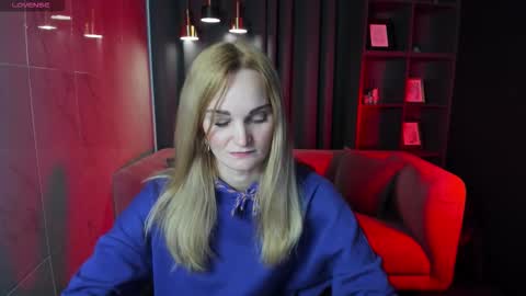 Sara online show from 09/30/25, 01:27