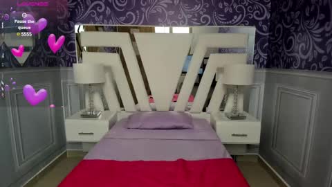 Snapshot of sarasweet18_ chatting on 02/26/25, 02:03 Sara online show from 02/26/25, 02:03