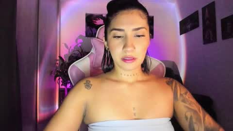 saratukkerr online show from 11/21/25, 06:12