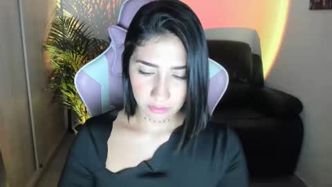 saratukkerr online show from 12/02/25, 03:34