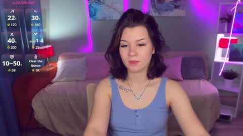 Snapshot of saravivid chatting on 05/27/26, 10:56 SaraVivid online show from 05/27/26, 10:56