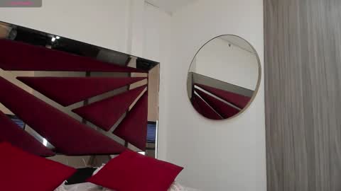      online show from 11/23/25, 12:43