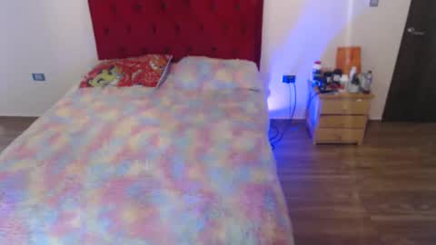 saray online show from 11/18/25, 08:02