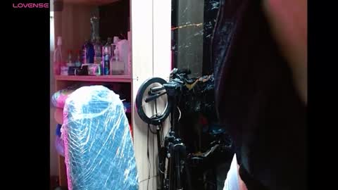 Snapshot of saray_nice chatting on 02/28/26, 07:59 saray_nice online show from 02/28/26, 07:59