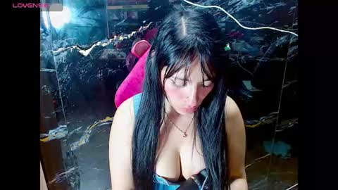 Snapshot of saray_nice chatting on 04/16/26, 04:02 saray_nice online show from 04/16/26, 04:02