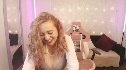 Saray  online show from 04/23/26, 12:29