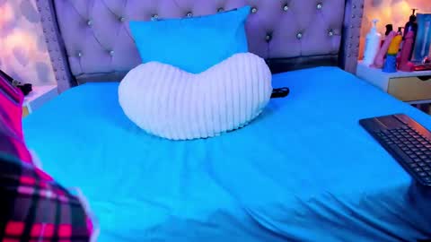 Saray online show from 09/10/25, 10:15