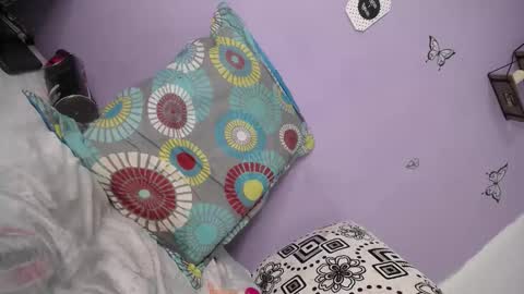 Snapshot of saraykalath chatting on 02/05/25, 09:40 sara online show from 02/05/25, 09:40