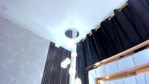 Saray online show from 11/12/25, 07:35