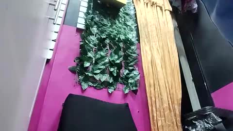 mery online show from 12/31/24, 04:04
