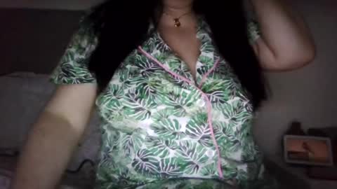 Sara online show from 04/21/26, 01:42