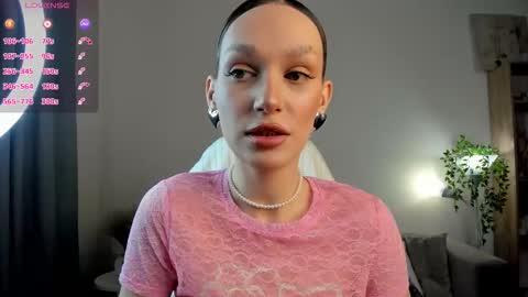 Your Selena 3 online show from 11/16/25, 03:01