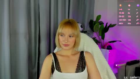 Snapshot of sarilit chatting on 06/30/26, 03:07 Your Selena 3 online show from 06/30/26, 03:07
