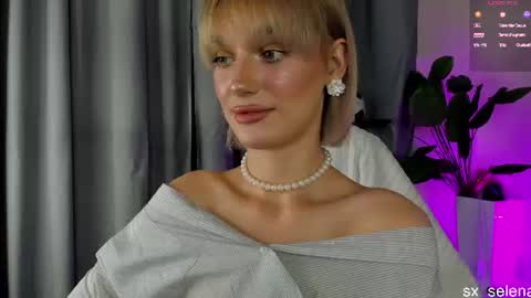 Snapshot of sarilit chatting on 07/11/26, 02:14 Your Selena 3 online show from 07/11/26, 02:14